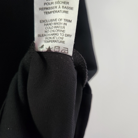 Mandee black sleeveless blouse. - Picture 6 of 7